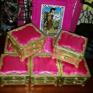 Betsey Johnson Collectable Jewelry Gold Box
